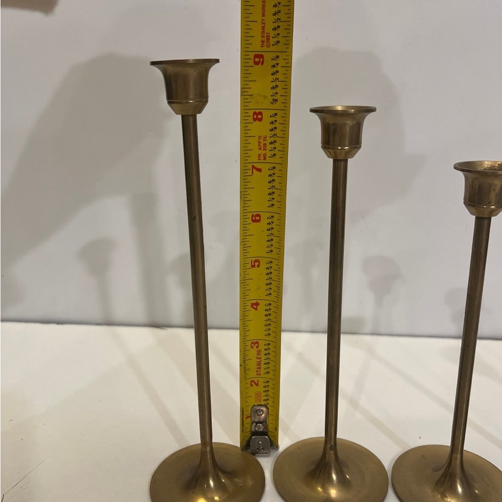 Elegant Brass Candle Holder Set - Picture 3 of 6